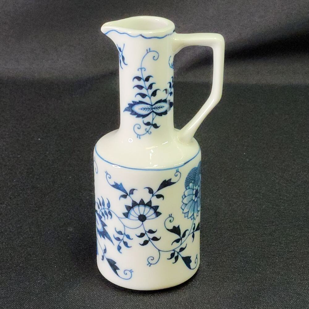 Blue Danube Porcelain Vinegar/Oil Cruet Onion Pattern DISCONTINUED No Lid